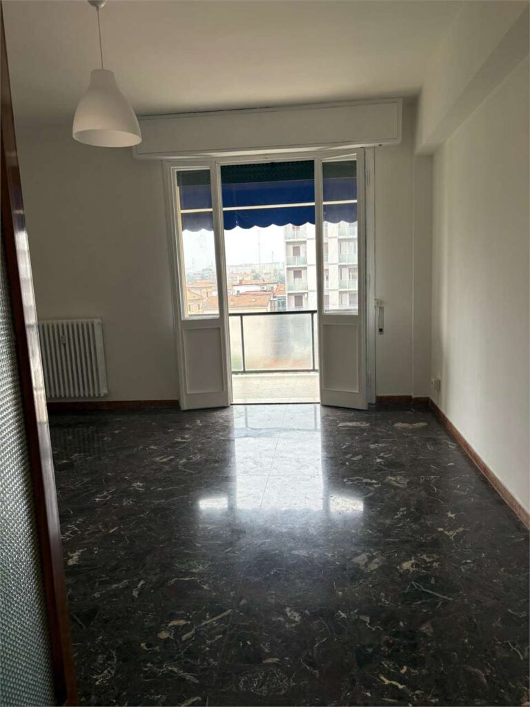 imm_46595-20251209181027-1280